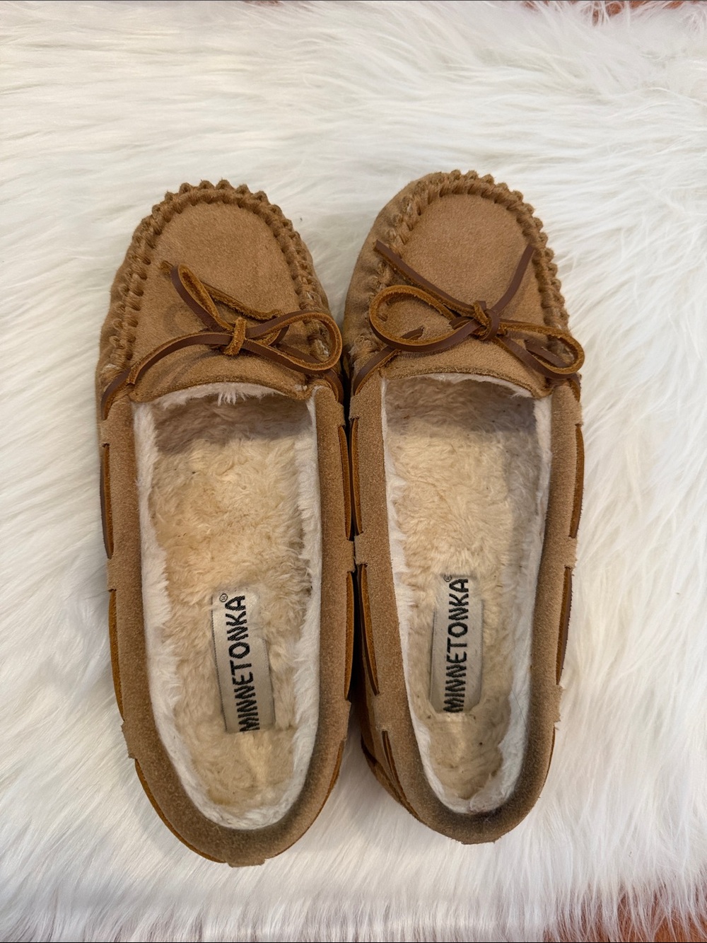 Minnetonka Brown Suede Faux Fur Lined Moccasin Slippers 7M